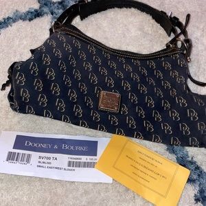 Vintage navy Dooney and Bourke purse DB